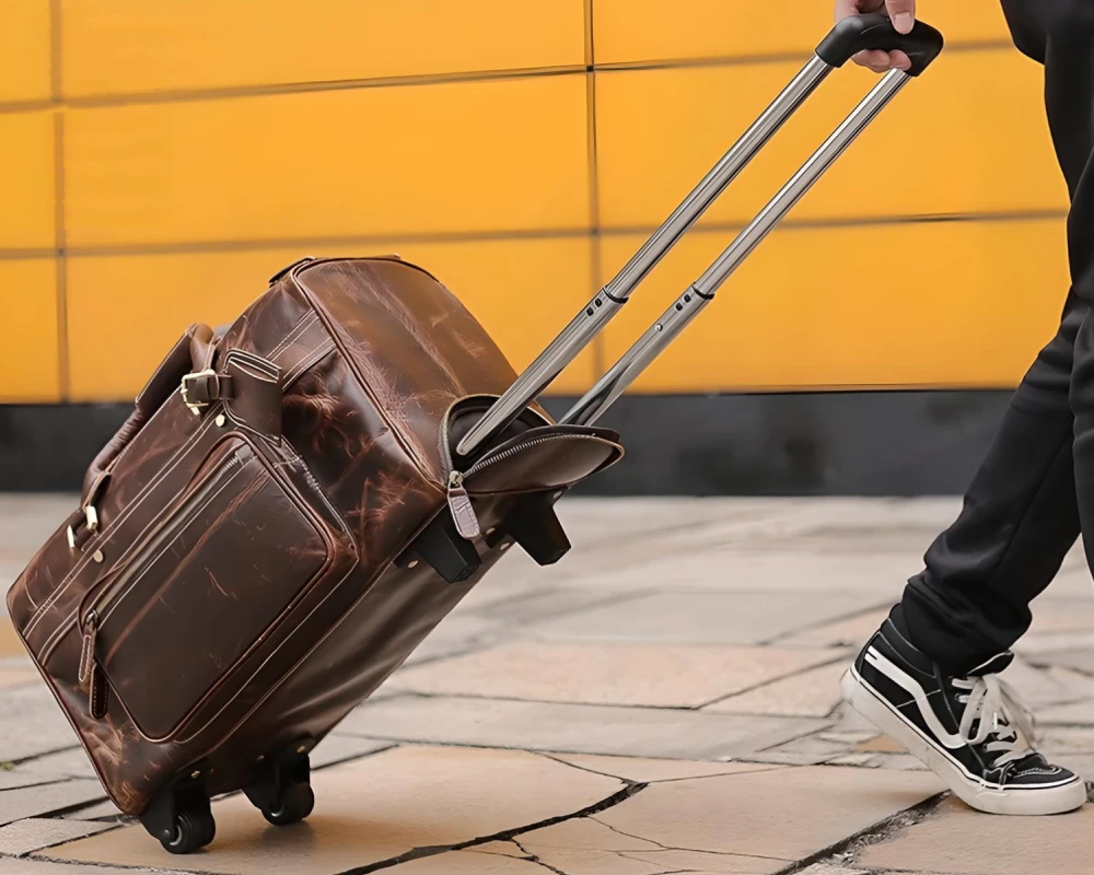 suit luggage with wheels